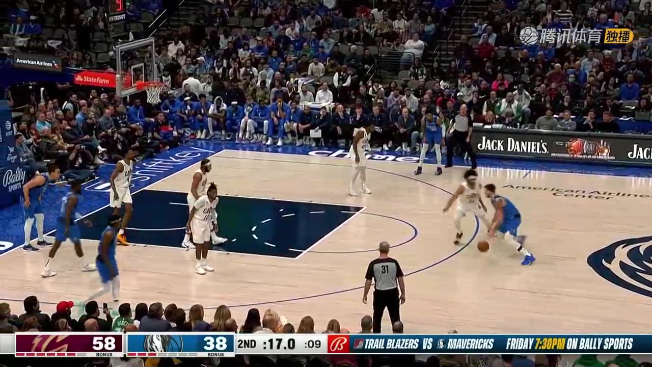 魔術(shù)師附體！東契奇神仙不看人背傳 畢竟周最佳助攻TOP10！