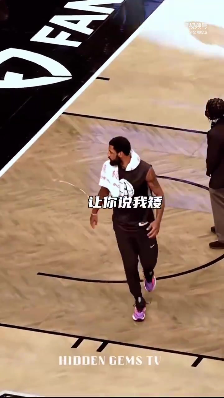 你不對勁！原來(lái)歐文一心想著(zhù)要隔扣杜蘭特，并將其撂倒在地