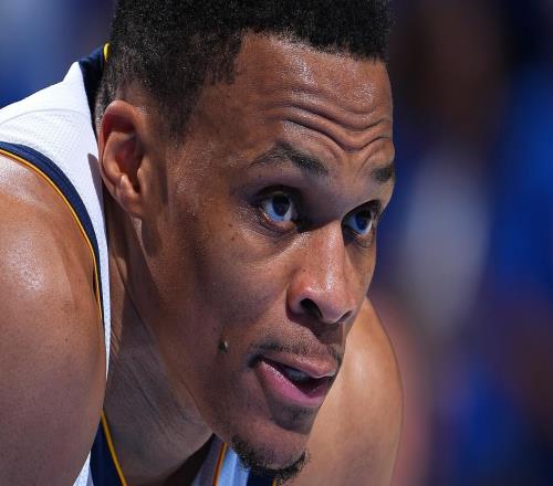 曝威少收到一支中國球隊的報價(jià)，從一細節看或是北京首鋼